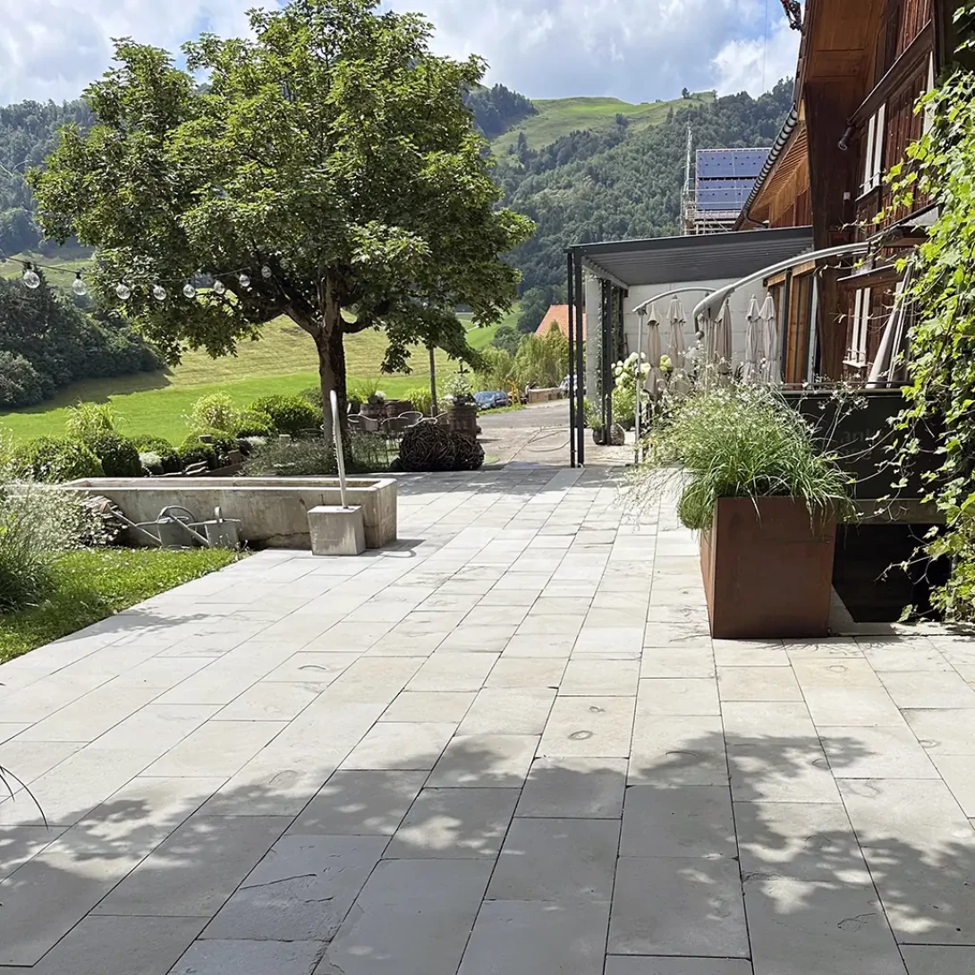 Steinmauern & Terrassen